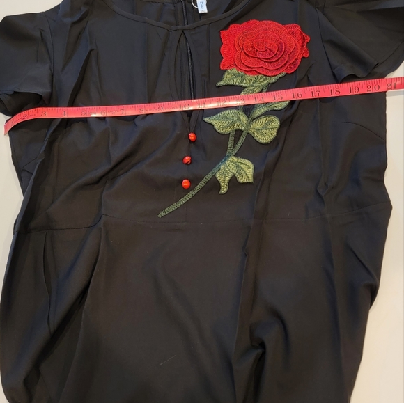🌹VINTAGE BEAUTY💝Plus Size Rose Embroidered Dress - Picture 9 of 10